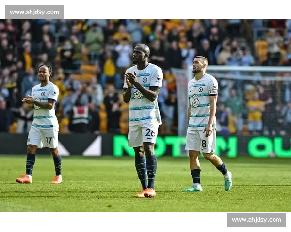 合同年博弈：皇马切尔西围猎乌帕梅卡诺，拜仁陷签字费困局